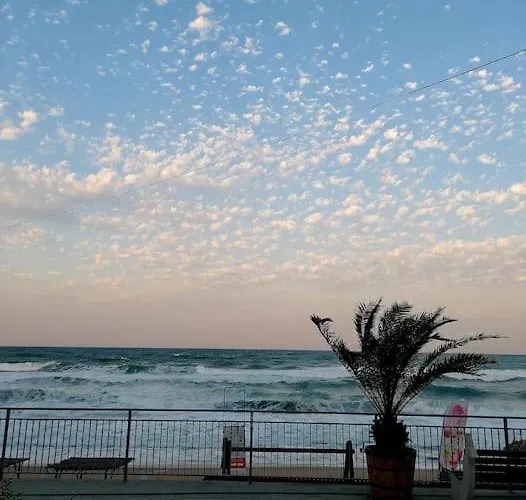 прекрасные с видом на море в центре Byala (Varna)